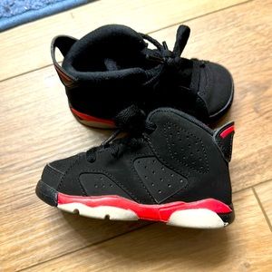 Toddlers retro Jordan sneaker